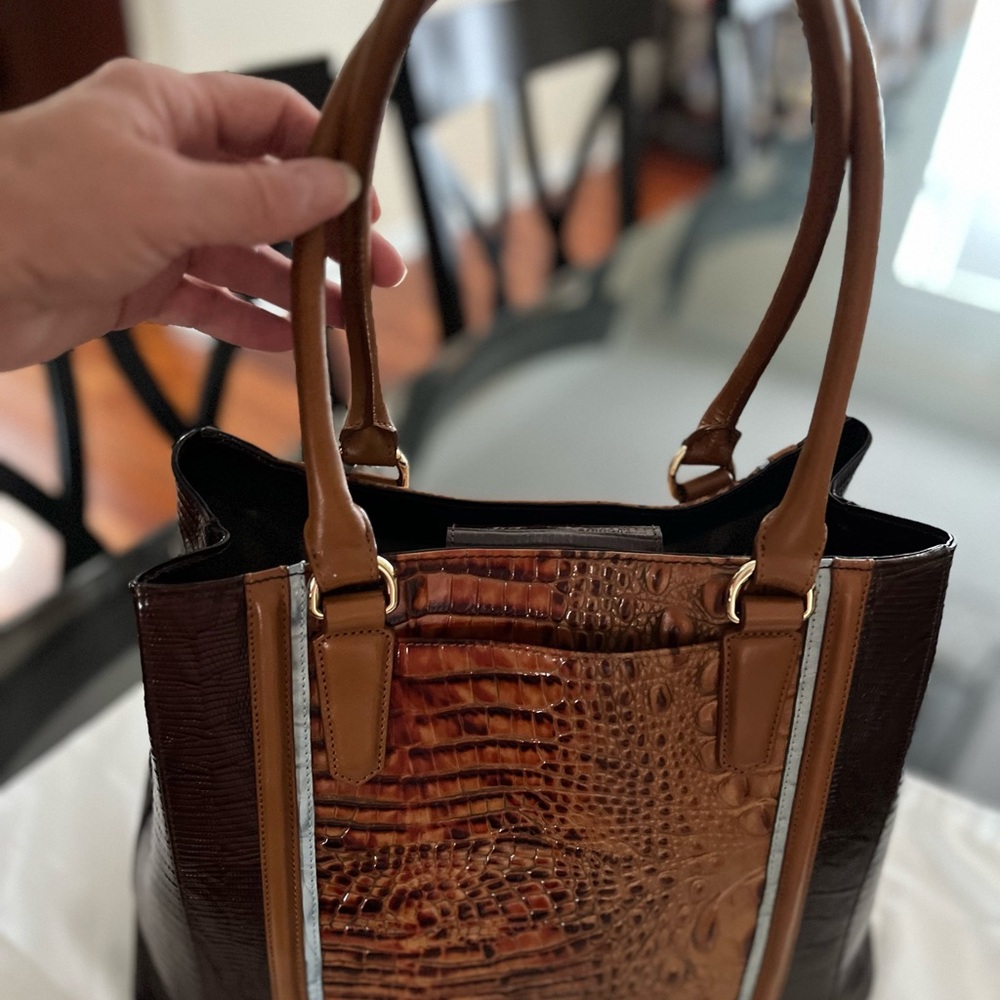 🦄 EUC (only carried twice!)Brahmin Joan Tote Toasted Almond Garrone N45 1154 - Picture 7 of 14